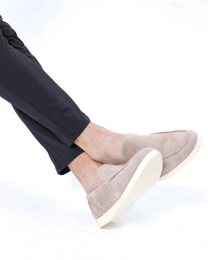 Poedagar Suede Loafers