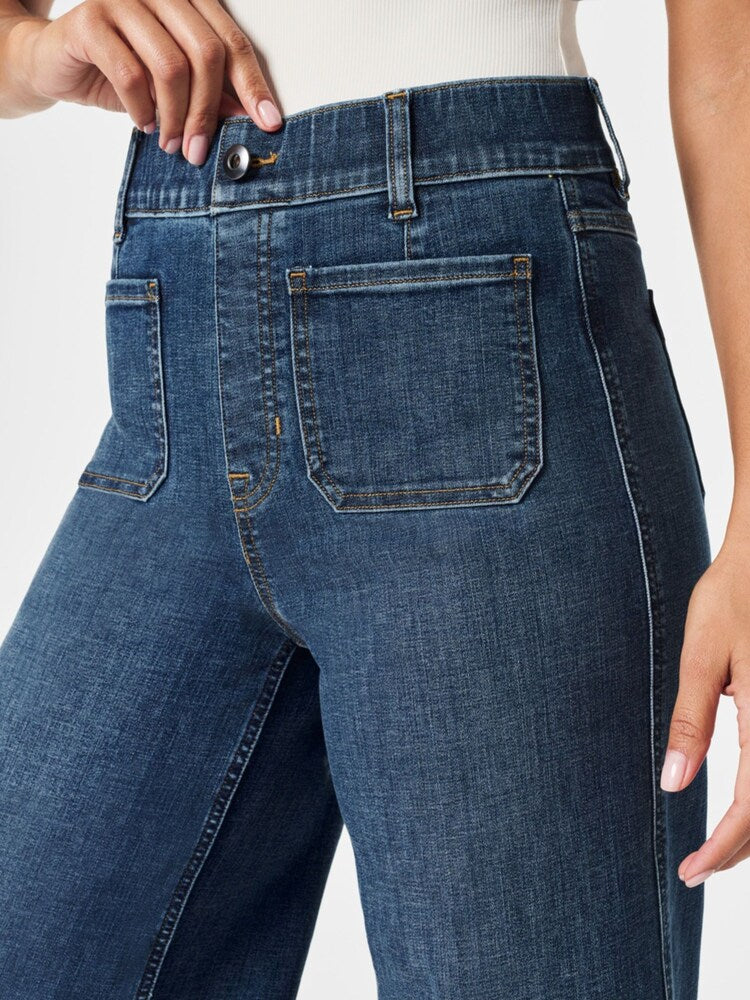 Amy Crop Wide Leg Pull-On Jeans