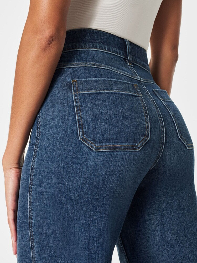 Amy Crop Wide Leg Pull-On Jeans